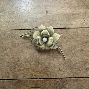 Vtg MCM Gold Tone Brushed Metal Flower Brooch w/Faux Pearl  Retro 60s Floral Pin